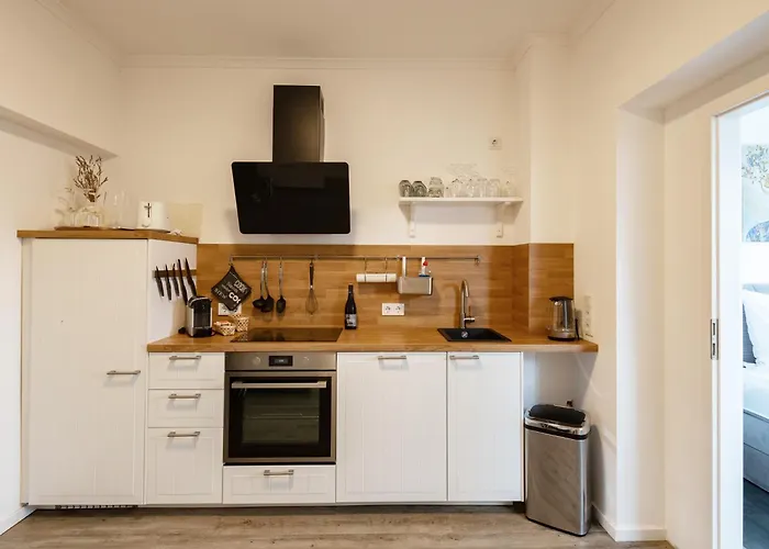 Exklusive Wohnung Mit Ahrblick 2